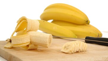 Ne dobjuk ki a banánhéjat – 5 ötlet, hogy mihez kezdhetünk vele a kertben