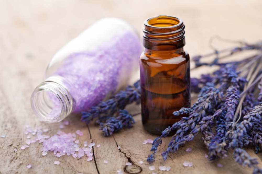 Illóolajok és aromaterápia: 15 tipp az induláshoz