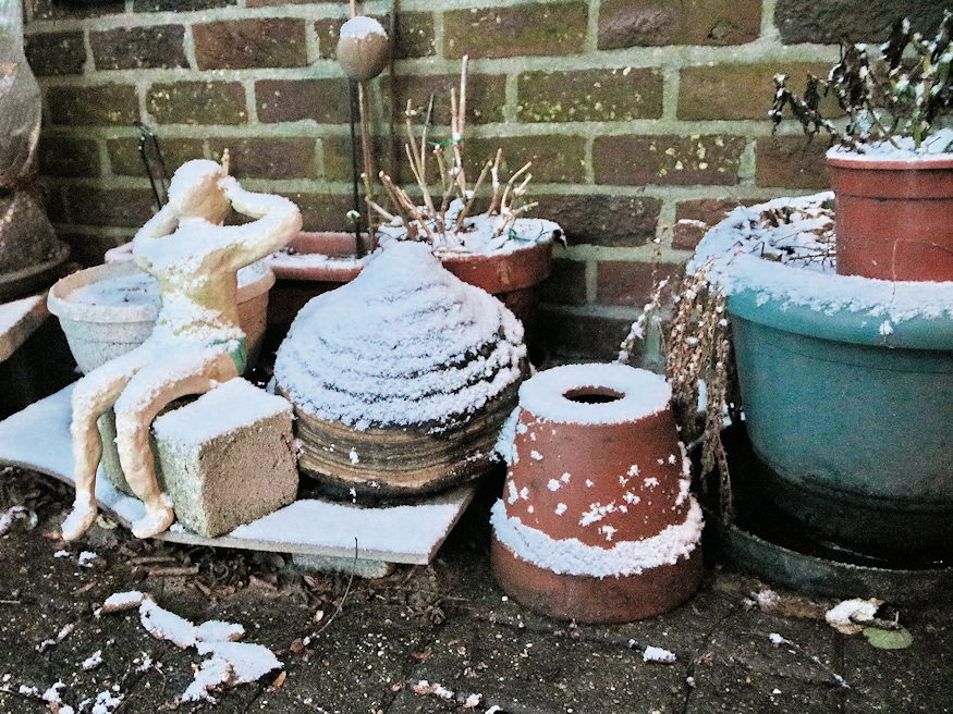 fagyok jonnek panikgomb 05